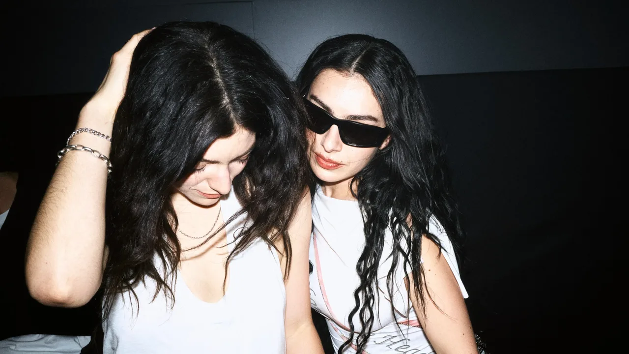 lagu barat tentang persahabatan